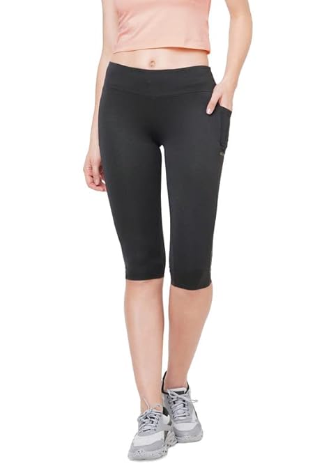 Laasa Regular Fit Capri 2221