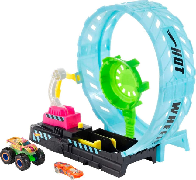 Mattel Toys Monster Trucks Epic Loop Challenge Playset