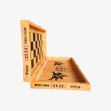 Vixen Chess Set Foldable Chess Master (Size: 18 X 18)