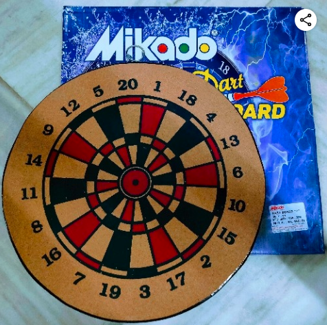Mikado Wooden Dart Board 18"