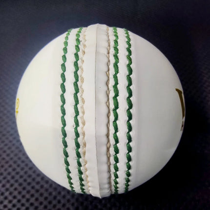 Vicky Hybrid Mirai Cricket Ball